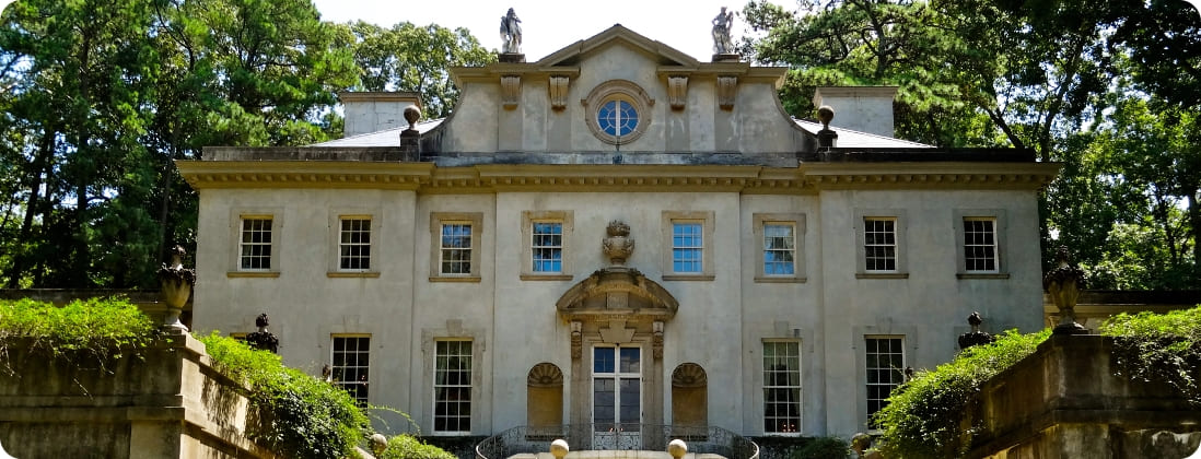 The Swan House